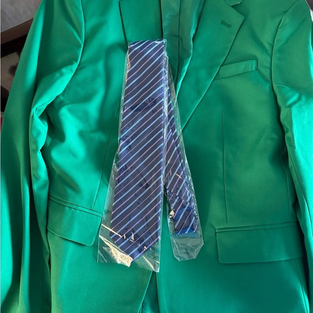 Mage Male Size XS Men's Green 2 PC Pants Suit Front Button Jacket Striped Tie